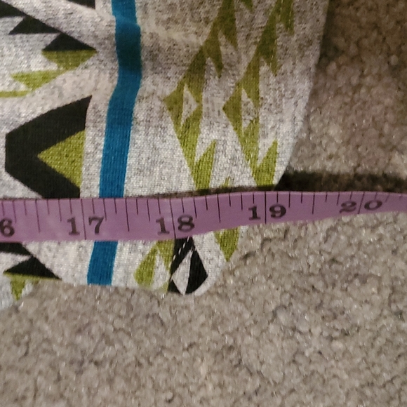 Jr's small winged aztec shirt. Belted - Picture 2 of 8